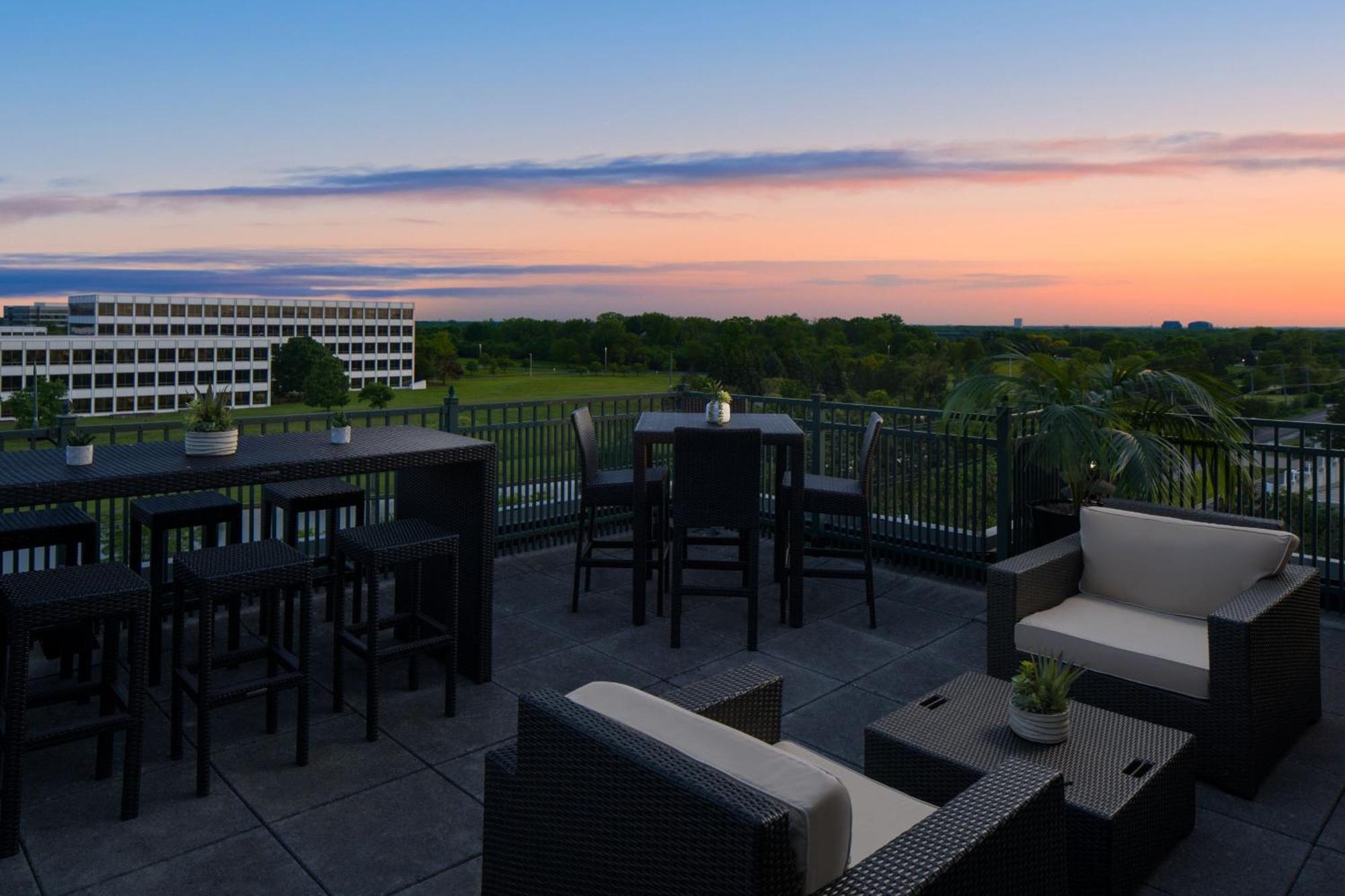 Chicago Marriott Suites Deerfield Exterior foto