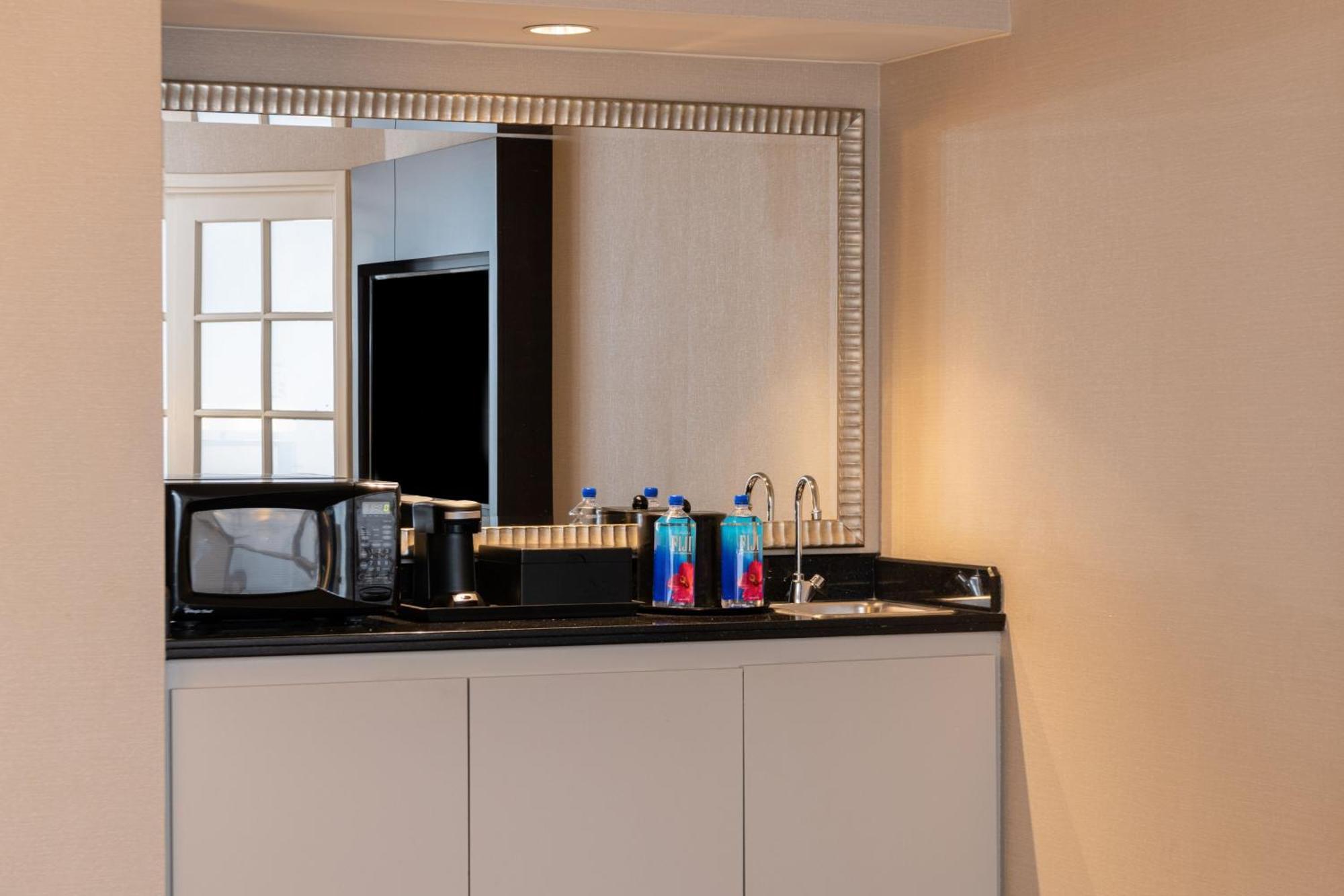 Chicago Marriott Suites Deerfield Exterior foto